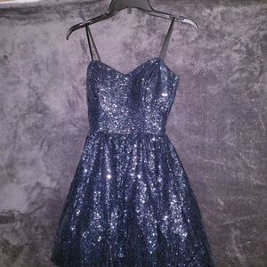 💃🏼 Formal Dress